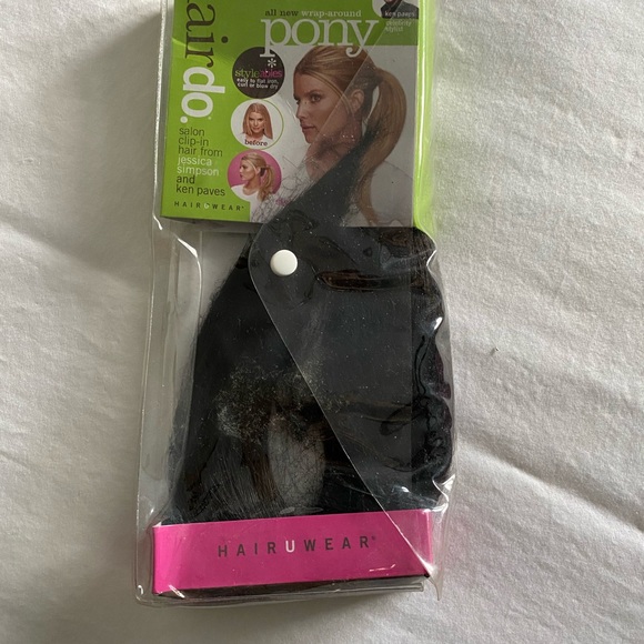 Hair wrap around pony - Picture 3 of 4